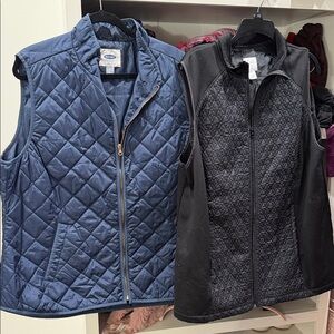 Old Navy Navy and Black Quilted Sleeveless Vests Set